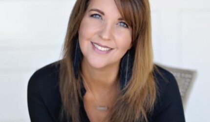 Julie Loeb