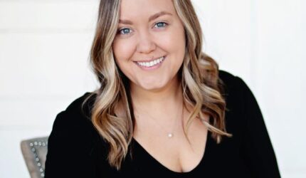 App Headshots - Karin Anderson