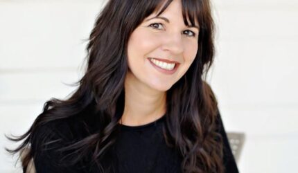 App Headshots - Moni Hosier